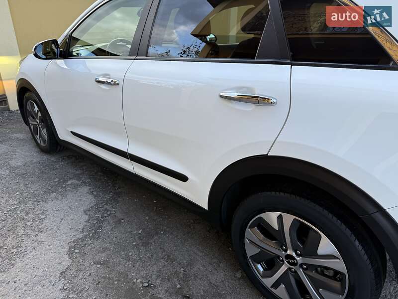 Внедорожник / Кроссовер Kia Niro 2022 в Львове
