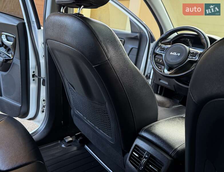 Внедорожник / Кроссовер Kia Niro 2022 в Львове