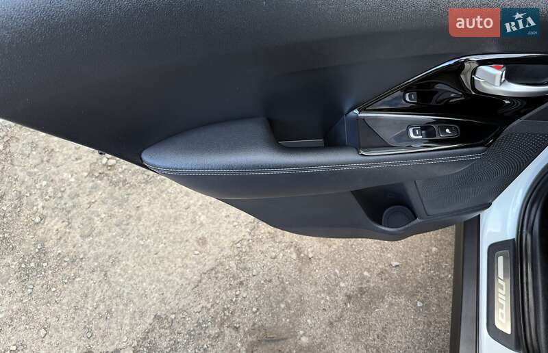 Внедорожник / Кроссовер Kia Niro 2022 в Львове