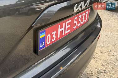 Внедорожник / Кроссовер Kia Niro 2023 в 