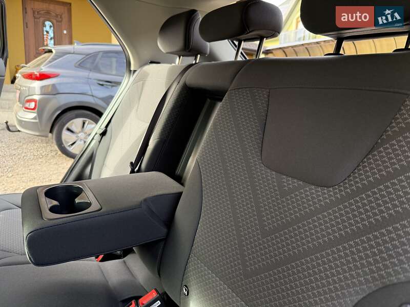 Позашляховик / Кросовер Kia Niro 2022 в Львові