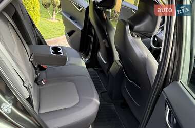 Внедорожник / Кроссовер Kia Niro 2023 в 