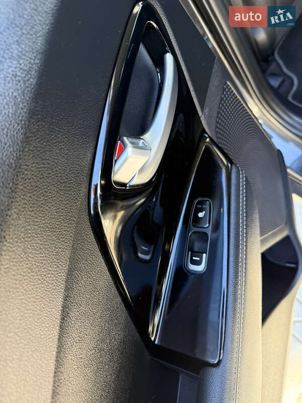 Внедорожник / Кроссовер Kia Niro 2019 в Волочиске фото 13 Внедорожник / Кроссовер Kia Niro 2019 в Волочиске