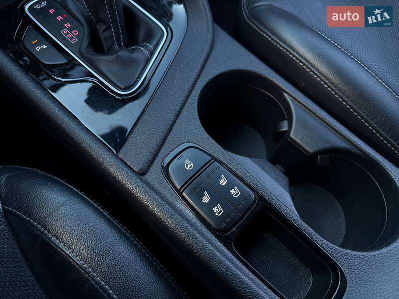 Внедорожник / Кроссовер Kia Niro 2017 в Киеве фото 23 Внедорожник / Кроссовер Kia Niro 2017 в Киеве