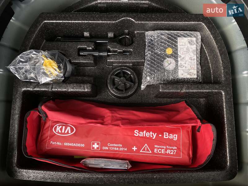 Внедорожник / Кроссовер Kia Niro 2020 в Львове