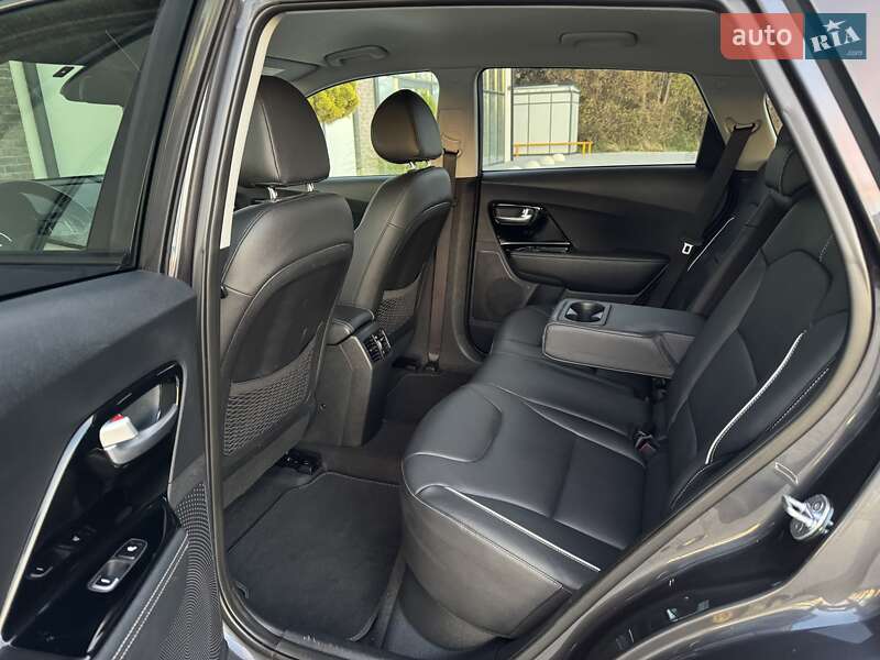 Внедорожник / Кроссовер Kia Niro 2019 в Тернополе