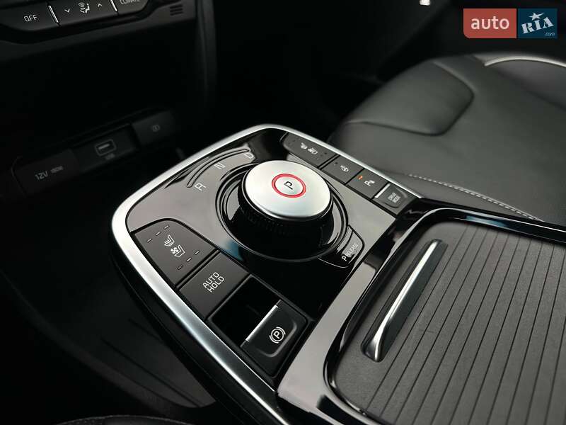 Внедорожник / Кроссовер Kia Niro 2020 в Львове