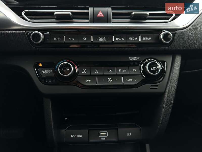 Внедорожник / Кроссовер Kia Niro 2020 в Львове