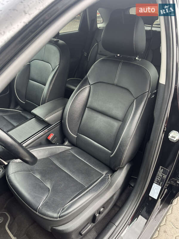 Внедорожник / Кроссовер Kia Niro 2020 в Львове