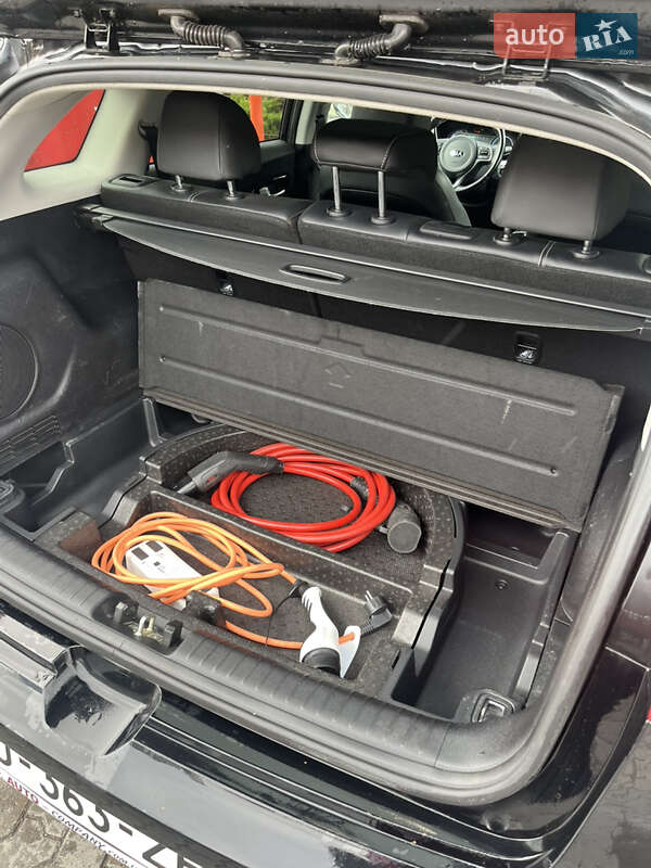 Внедорожник / Кроссовер Kia Niro 2020 в Львове