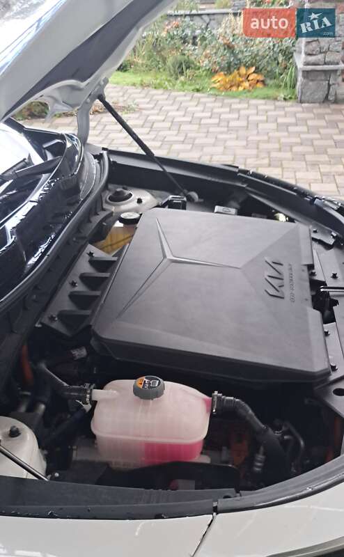 Внедорожник / Кроссовер Kia Niro 2024 в Житомире фото 23 Внедорожник / Кроссовер Kia Niro 2024 в Житомире