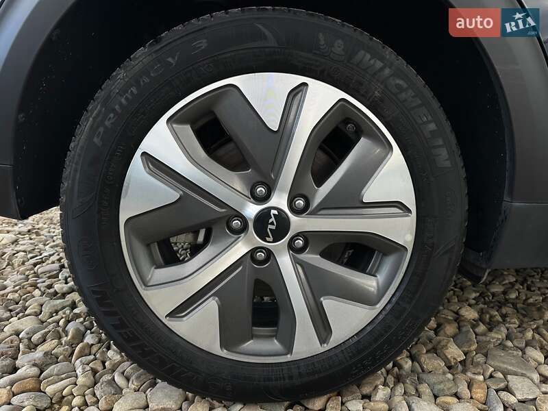 Внедорожник / Кроссовер Kia Niro 2022 в Львове фото 26 Внедорожник / Кроссовер Kia Niro 2022 в Львове