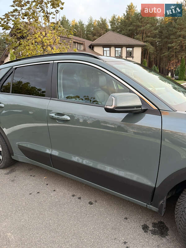 Внедорожник / Кроссовер Kia Niro 2023 в Киеве