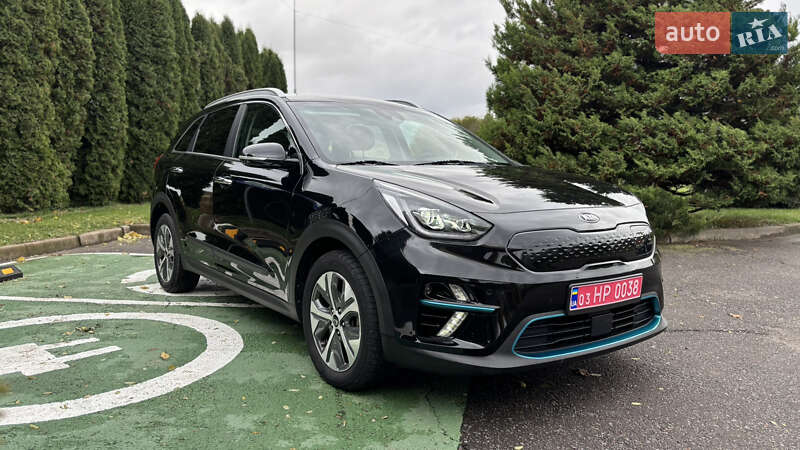 Внедорожник / Кроссовер Kia Niro 2020 в Млинове