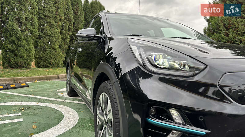 Внедорожник / Кроссовер Kia Niro 2020 в Млинове