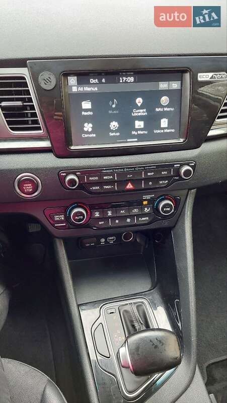 Внедорожник / Кроссовер Kia Niro 2018 в Тысменице фото 11 Внедорожник / Кроссовер Kia Niro 2018 в Тысменице