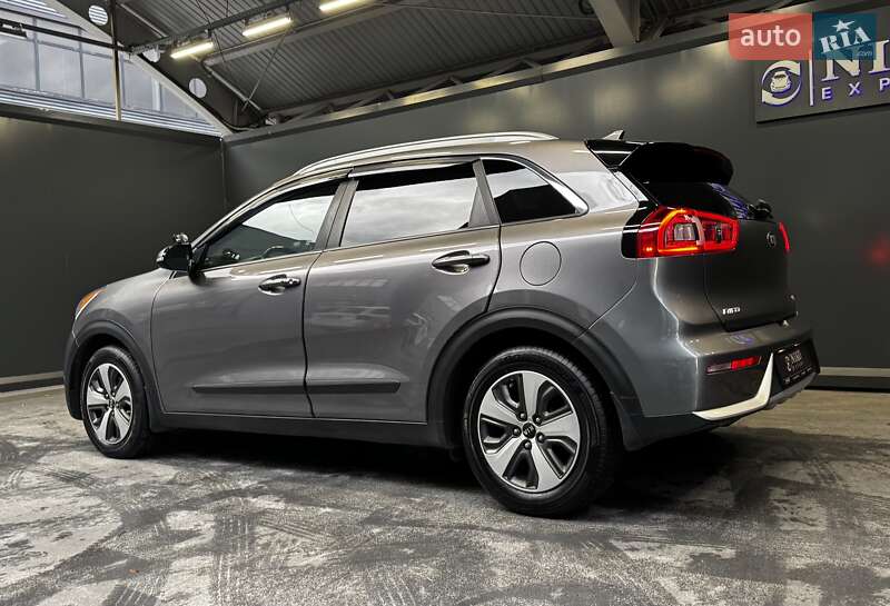 Внедорожник / Кроссовер Kia Niro 2017 в Киеве фото 9 Внедорожник / Кроссовер Kia Niro 2017 в Киеве
