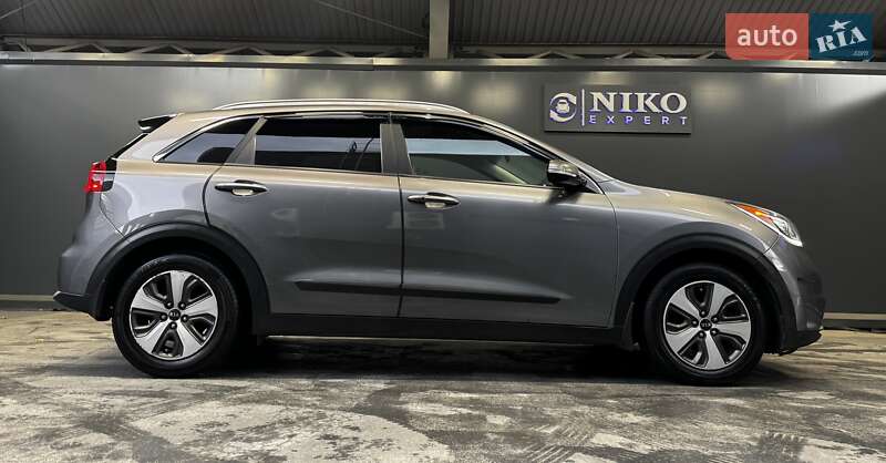 Внедорожник / Кроссовер Kia Niro 2017 в Киеве фото 21 Внедорожник / Кроссовер Kia Niro 2017 в Киеве