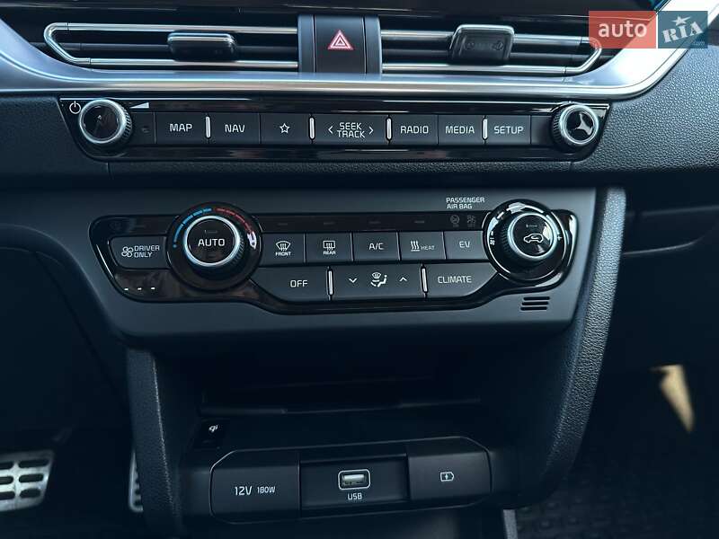 Внедорожник / Кроссовер Kia Niro 2021 в Львове