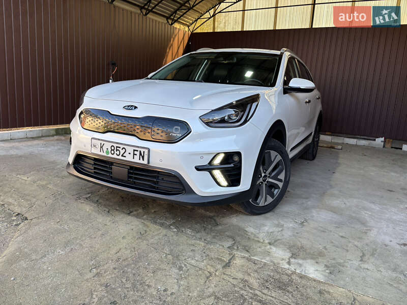 Позашляховик / Кросовер Kia Niro 2020 в Черкасах