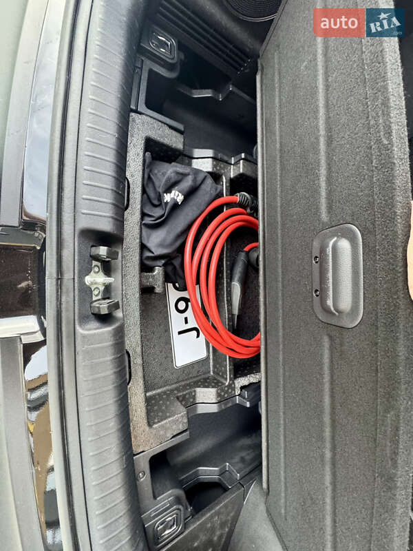 Внедорожник / Кроссовер Kia Niro 2020 в Луцке фото 18 Внедорожник / Кроссовер Kia Niro 2020 в Луцке