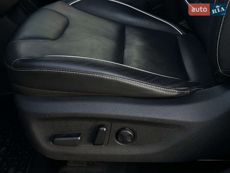 Позашляховик / Кросовер Kia Niro 2019 в Рівному