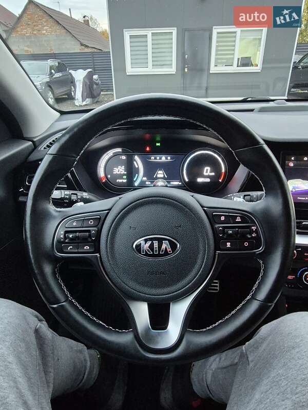 Внедорожник / Кроссовер Kia Niro 2020 в Луцке фото 40 Внедорожник / Кроссовер Kia Niro 2020 в Луцке
