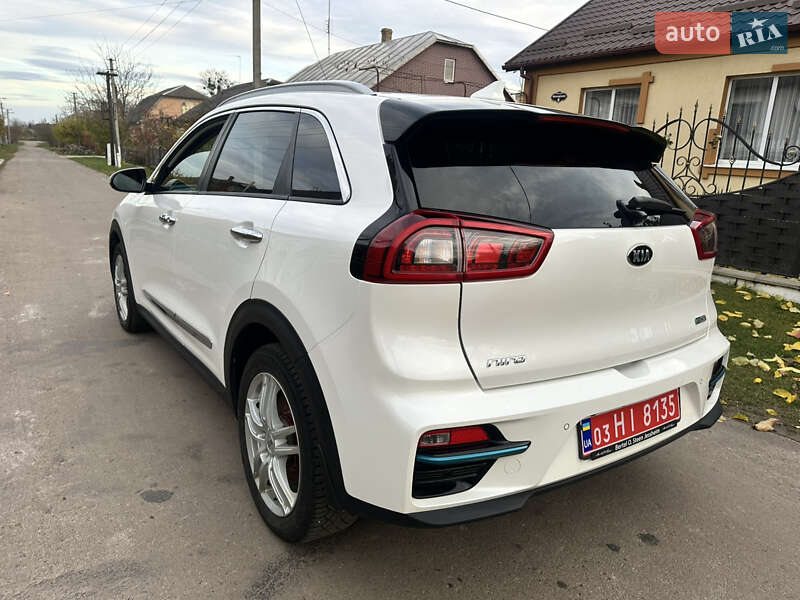 Внедорожник / Кроссовер Kia Niro 2019 в Луцке фото 8 Внедорожник / Кроссовер Kia Niro 2019 в Луцке