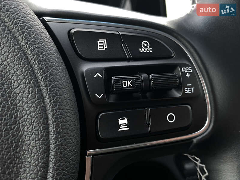 Внедорожник / Кроссовер Kia Niro 2020 в Львове