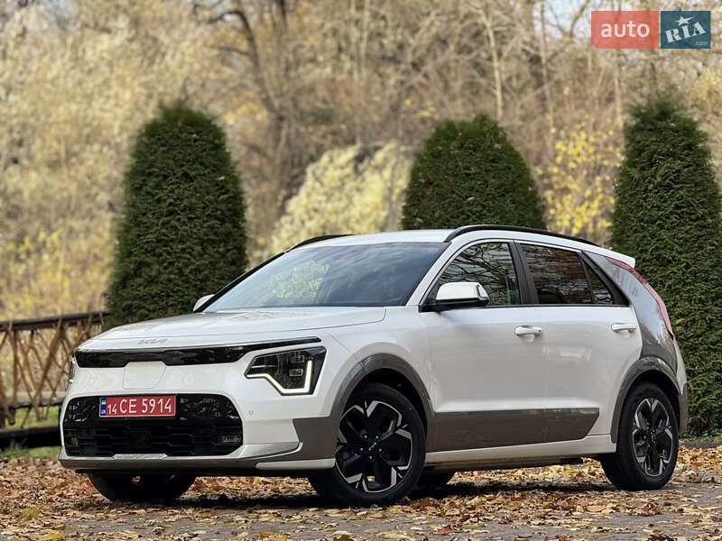 Внедорожник / Кроссовер Kia Niro 2023 в Дрогобыче