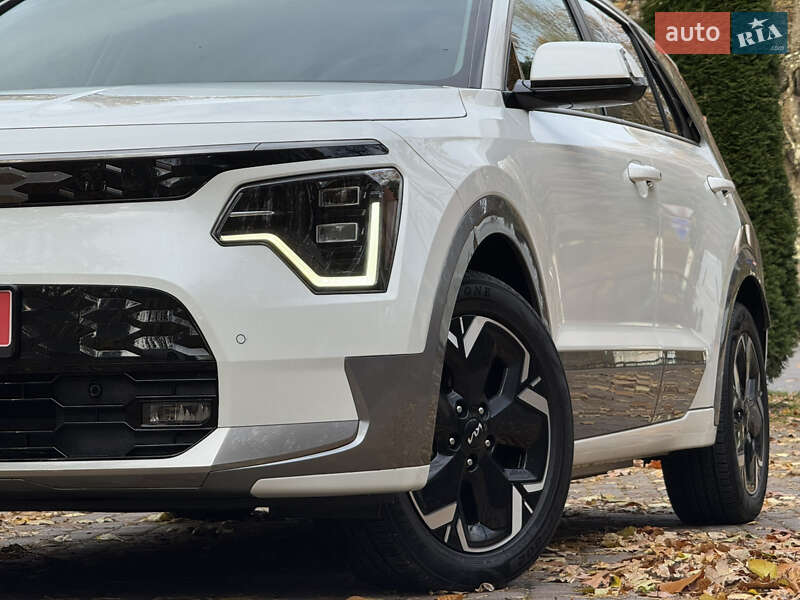 Внедорожник / Кроссовер Kia Niro 2023 в Дрогобыче