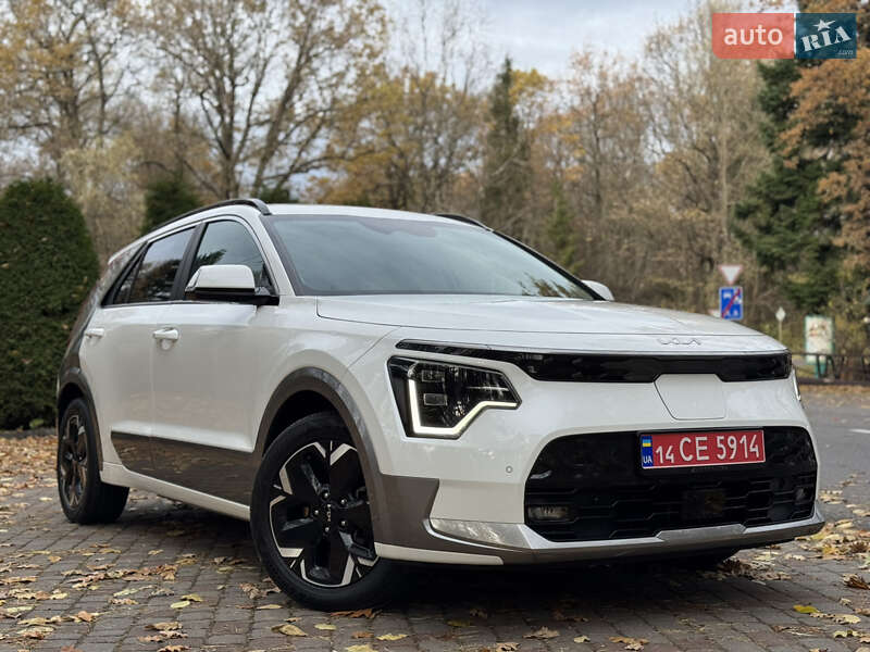 Внедорожник / Кроссовер Kia Niro 2023 в Дрогобыче