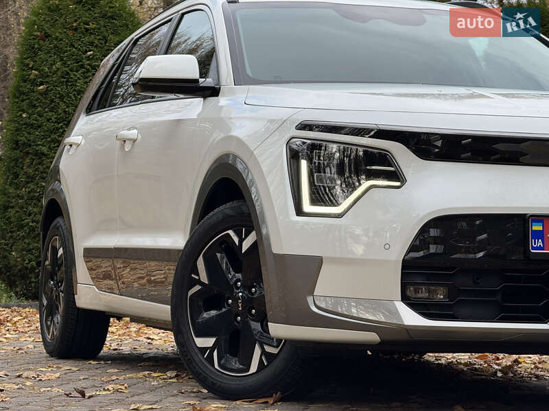 Внедорожник / Кроссовер Kia Niro 2023 в Дрогобыче