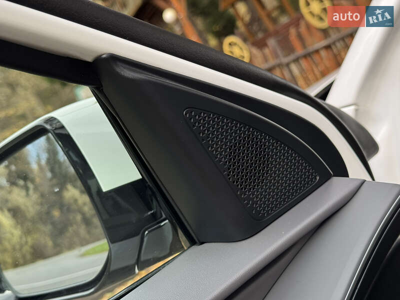 Внедорожник / Кроссовер Kia Niro 2023 в Дрогобыче