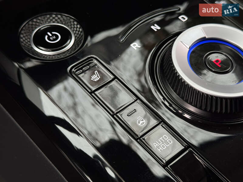 Внедорожник / Кроссовер Kia Niro 2023 в Дрогобыче