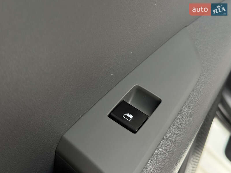 Внедорожник / Кроссовер Kia Niro 2023 в Дрогобыче