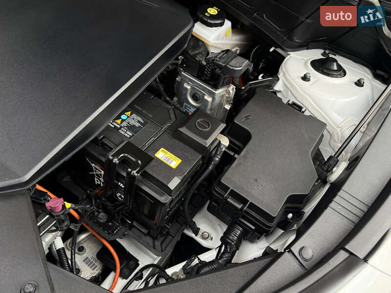 Внедорожник / Кроссовер Kia Niro 2023 в Дрогобыче