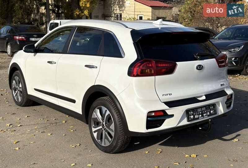Позашляховик / Кросовер Kia Niro 2020 в Києві фото 4 Позашляховик / Кросовер Kia Niro 2020 в Києві