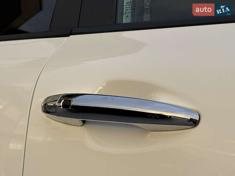 Внедорожник / Кроссовер Kia Niro 2021 в Тернополе