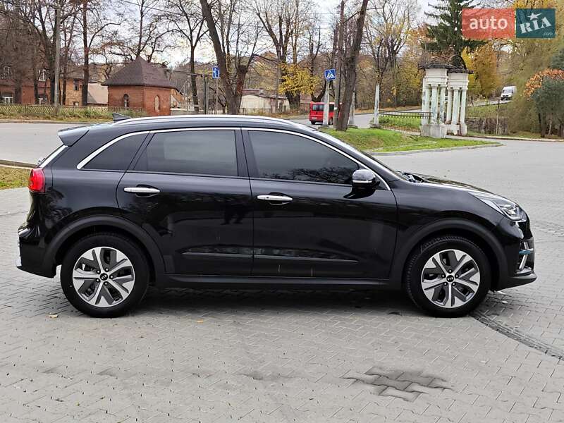 Позашляховик / Кросовер Kia Niro 2020 в Дрогобичі фото 29 Позашляховик / Кросовер Kia Niro 2020 в Дрогобичі