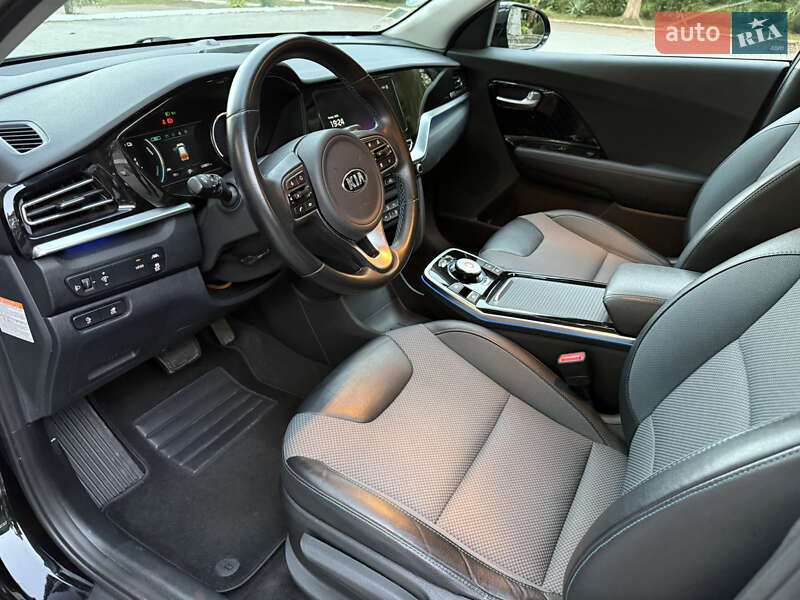Внедорожник / Кроссовер Kia Niro 2021 в Дрогобыче фото 32 Внедорожник / Кроссовер Kia Niro 2021 в Дрогобыче