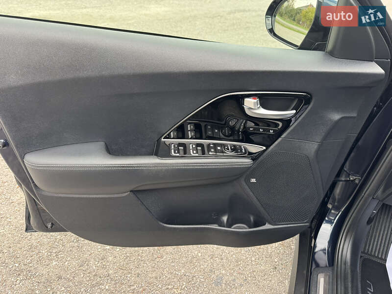 Внедорожник / Кроссовер Kia Niro 2020 в Дубно