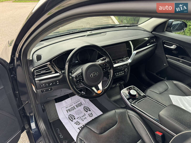 Внедорожник / Кроссовер Kia Niro 2020 в Дубно
