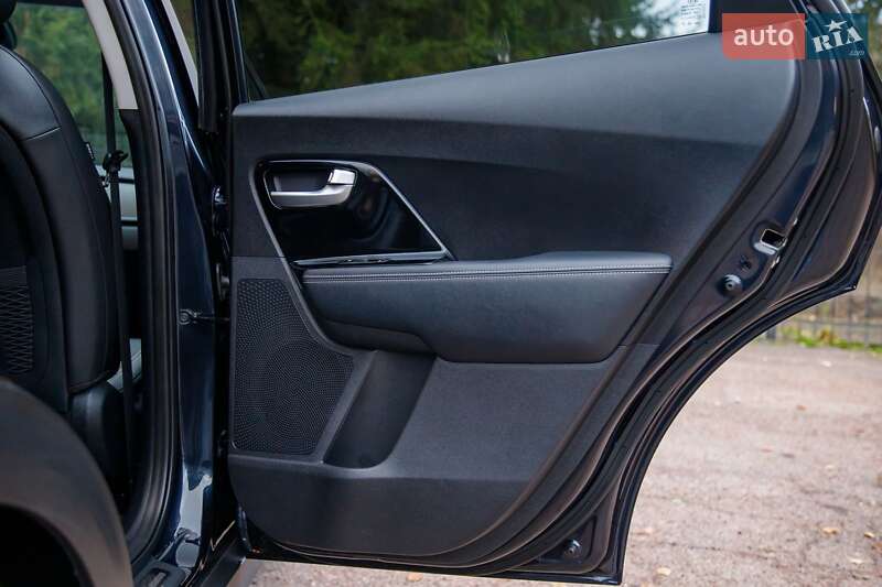 Внедорожник / Кроссовер Kia Niro 2020 в Бердичеве