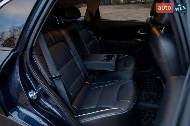 Внедорожник / Кроссовер Kia Niro 2020 в Бердичеве