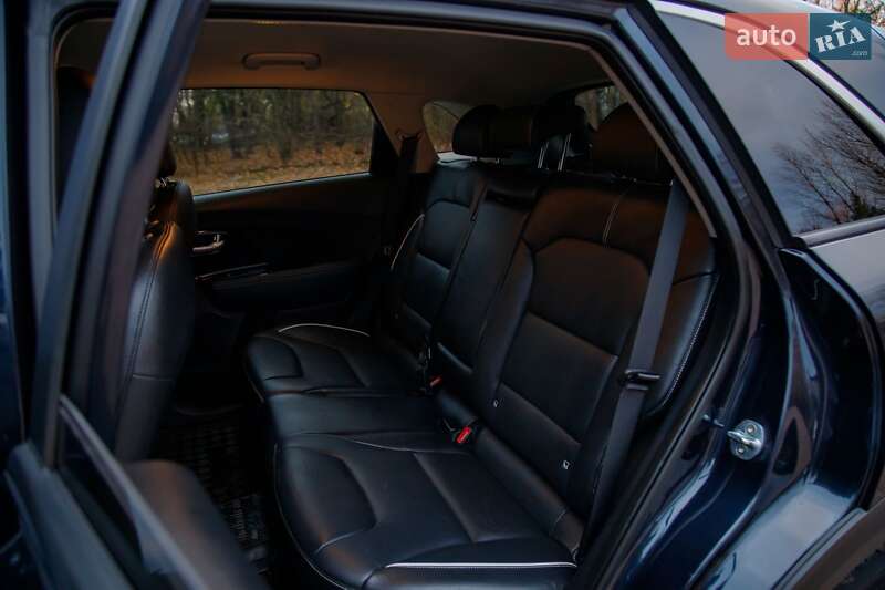 Внедорожник / Кроссовер Kia Niro 2020 в Бердичеве