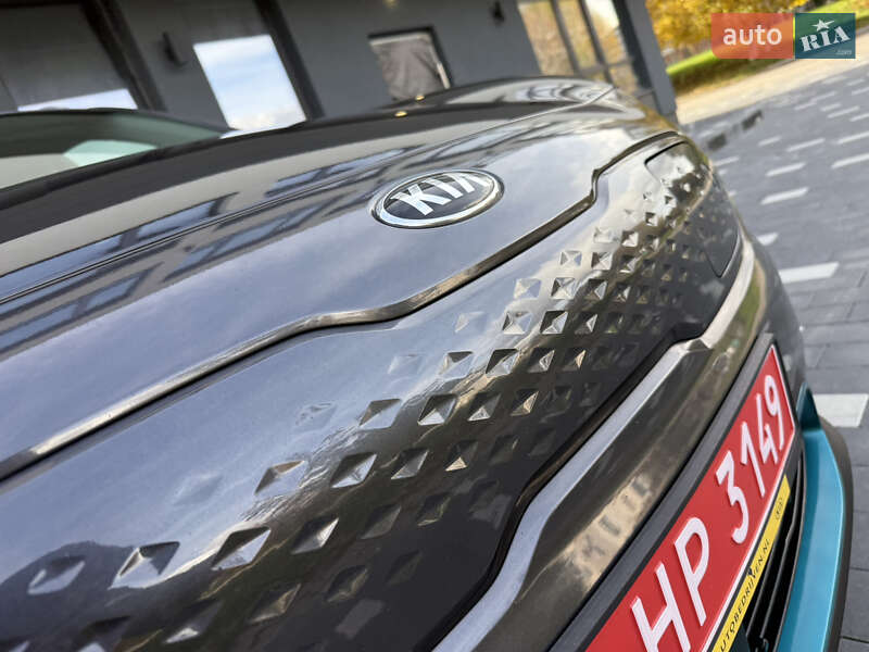 Внедорожник / Кроссовер Kia Niro 2020 в Дрогобыче фото 6 Внедорожник / Кроссовер Kia Niro 2020 в Дрогобыче