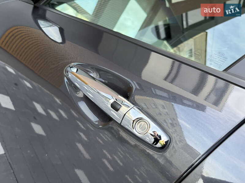 Внедорожник / Кроссовер Kia Niro 2020 в Дрогобыче фото 32 Внедорожник / Кроссовер Kia Niro 2020 в Дрогобыче