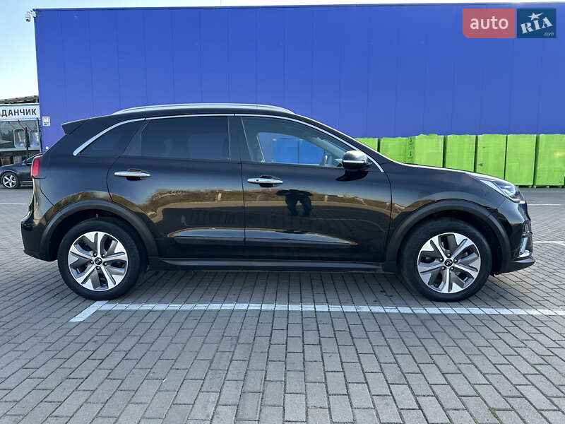 Внедорожник / Кроссовер Kia Niro 2020 в Дубно фото 10 Внедорожник / Кроссовер Kia Niro 2020 в Дубно