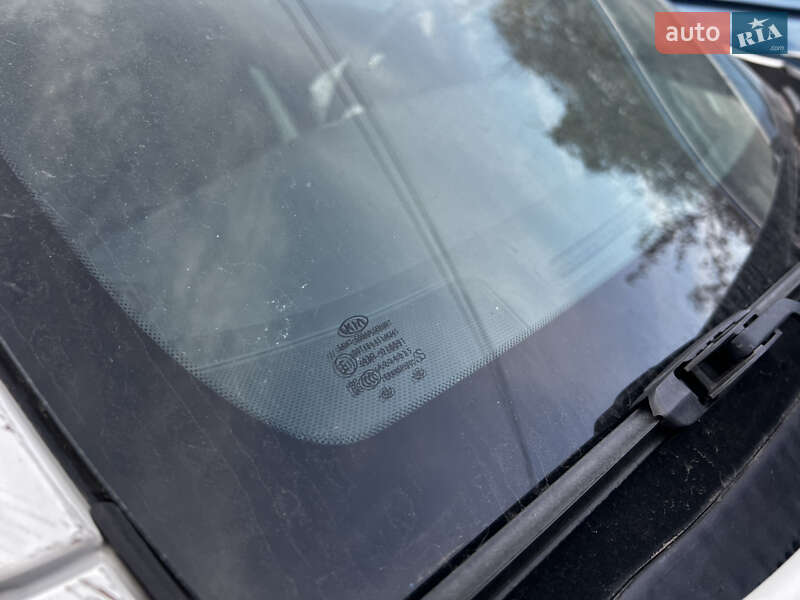 Внедорожник / Кроссовер Kia Niro 2019 в Днепре фото 15 Внедорожник / Кроссовер Kia Niro 2019 в Днепре